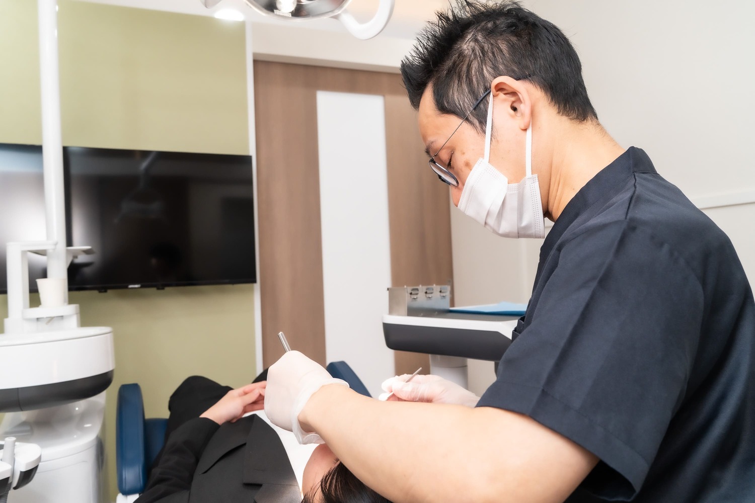 はつだいTS歯科の歯科医師による丁寧な診療・痛みの少ない治療